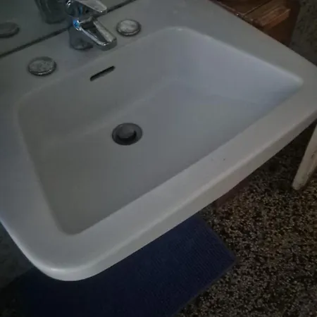 Completo O Private, Centro Vicino Stazione E Al Quarto em Acomodações Particulares