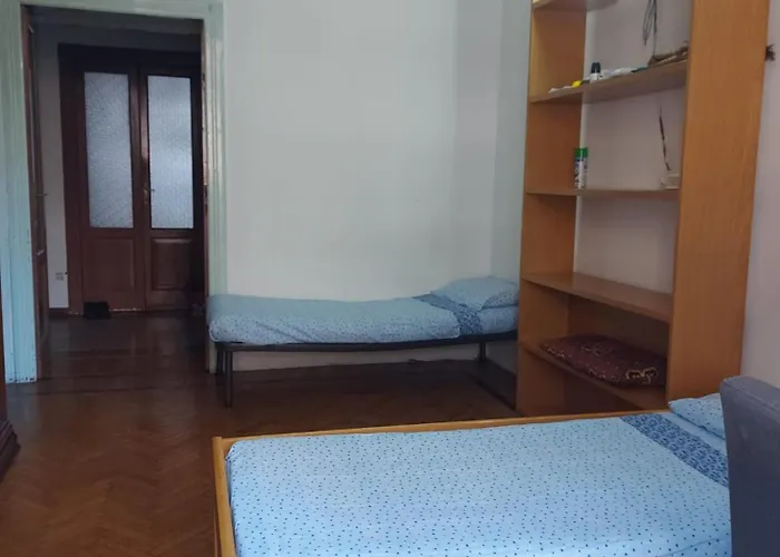 Completo O Private, Centro Vicino Stazione E Al