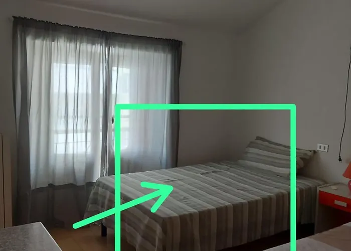 Completo O Private, Centro Vicino Stazione E Al * Лекко