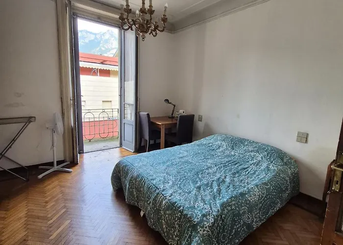 Completo O Private, Centro Vicino Stazione E Al Проживание в семье