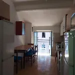 Completo O Private, Centro Vicino Stazione E Al
