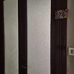 Privatunterkunft Completo O Private, Centro Vicino Stazione E Al Lecco