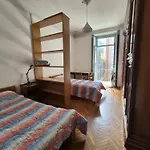 Privatunterkunft Completo O Private, Centro Vicino Stazione E Al Lecco