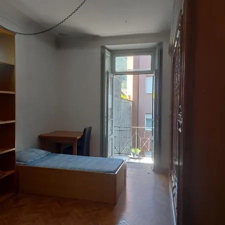 Completo O Private, Centro Vicino Stazione E Al Kwatera prywatna *