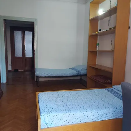 Completo O Private, Centro Vicino Stazione E Al