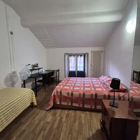 Completo O Private, Centro Vicino Stazione E Al לקו