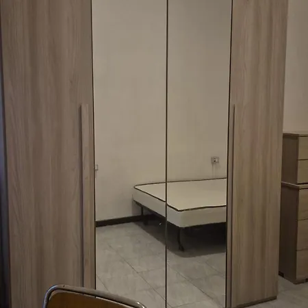 Completo O Private, Centro Vicino Stazione E Al Alloggio in famiglia Lecco