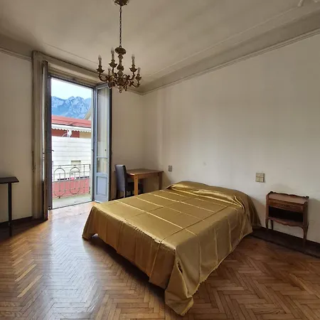 Privatunterkunft Completo O Private, Centro Vicino Stazione E Al