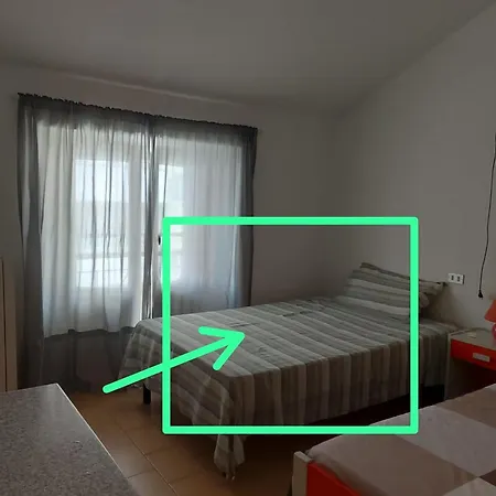 Completo O Private, Centro Vicino Stazione E Al * לקו