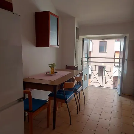 Completo O Private, Centro Vicino Stazione E Al *