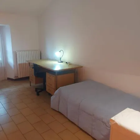 ホームステイ Completo O Private, Centro Vicino Stazione E Al *