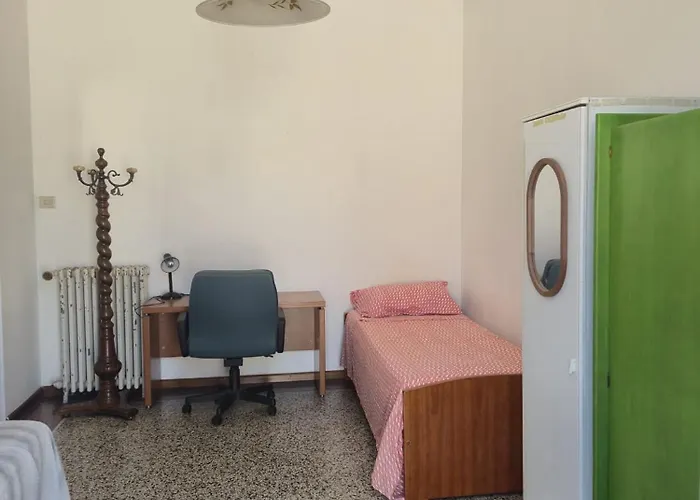 Completo O Private, Centro Vicino Stazione E Al